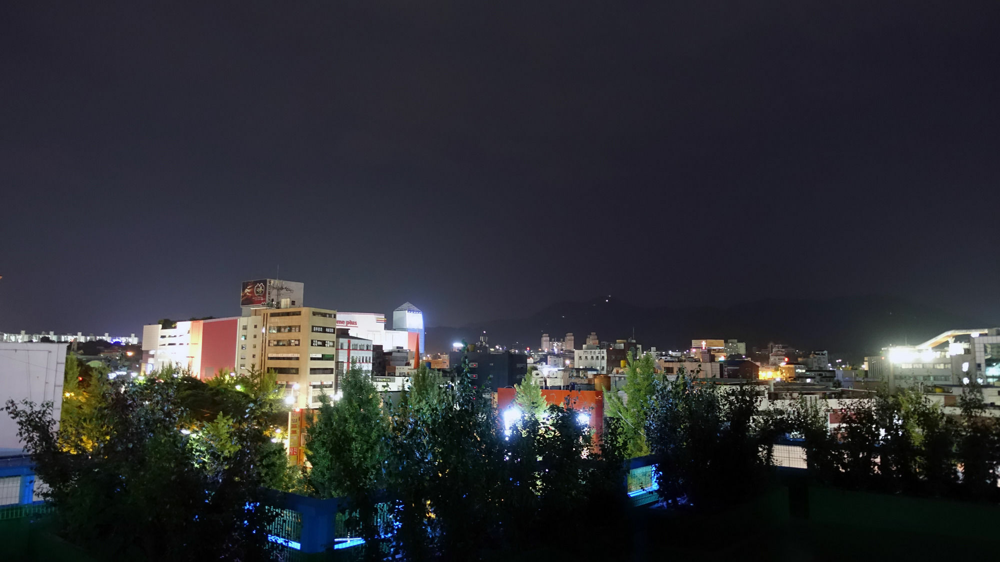 Happy Memory Hotel Jeonju Exterior foto
